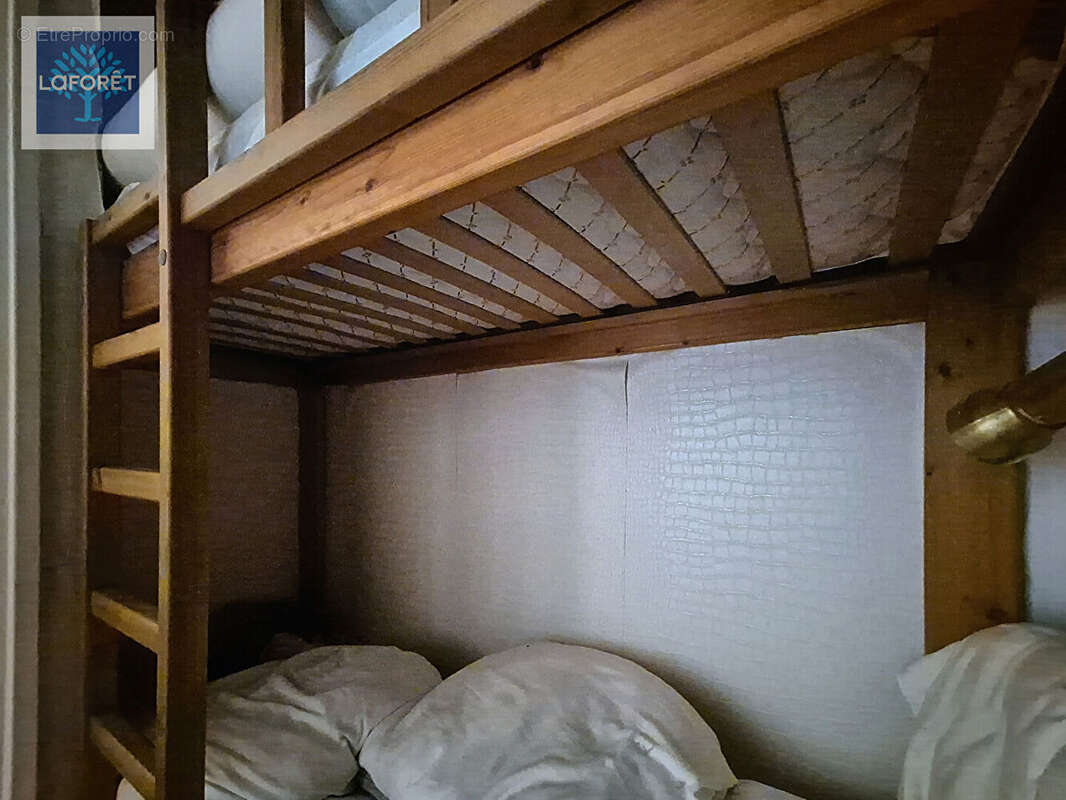 Appartement à VALLAURIS