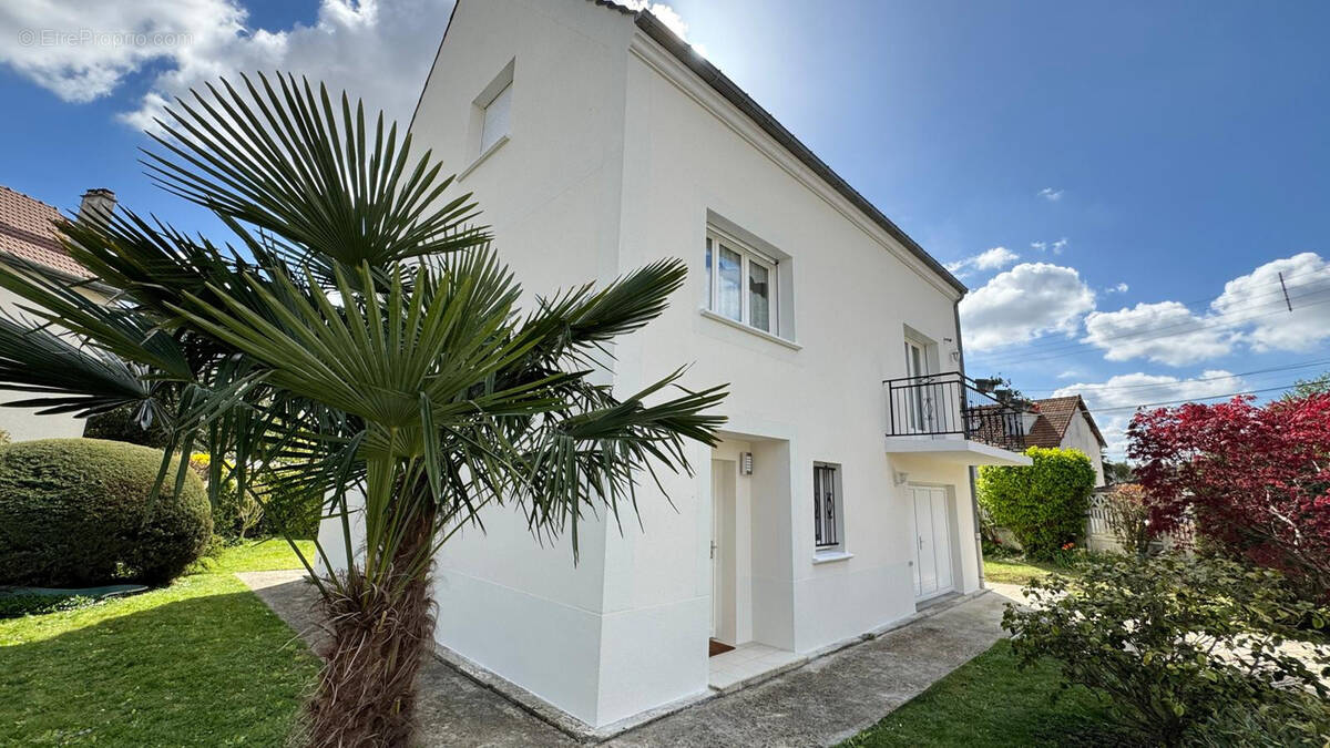 Maison à GOURNAY-SUR-MARNE