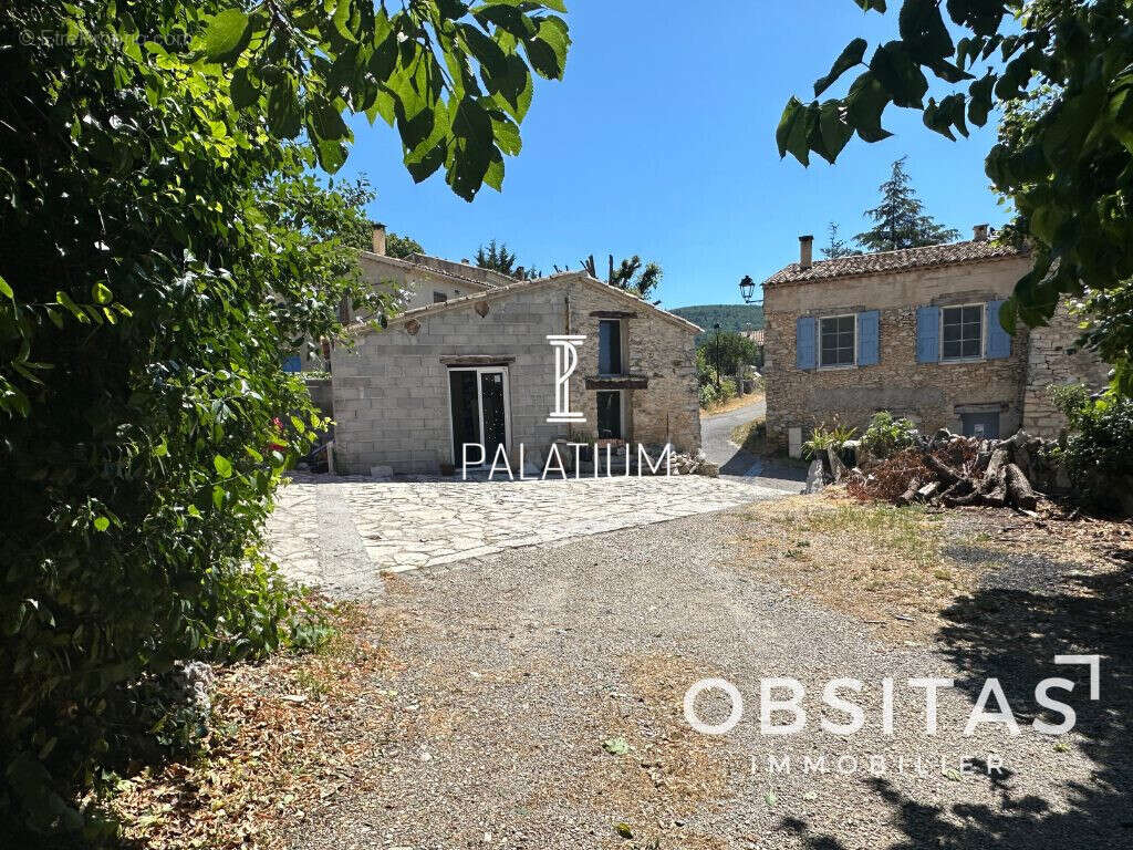 Maison à SAUMANE