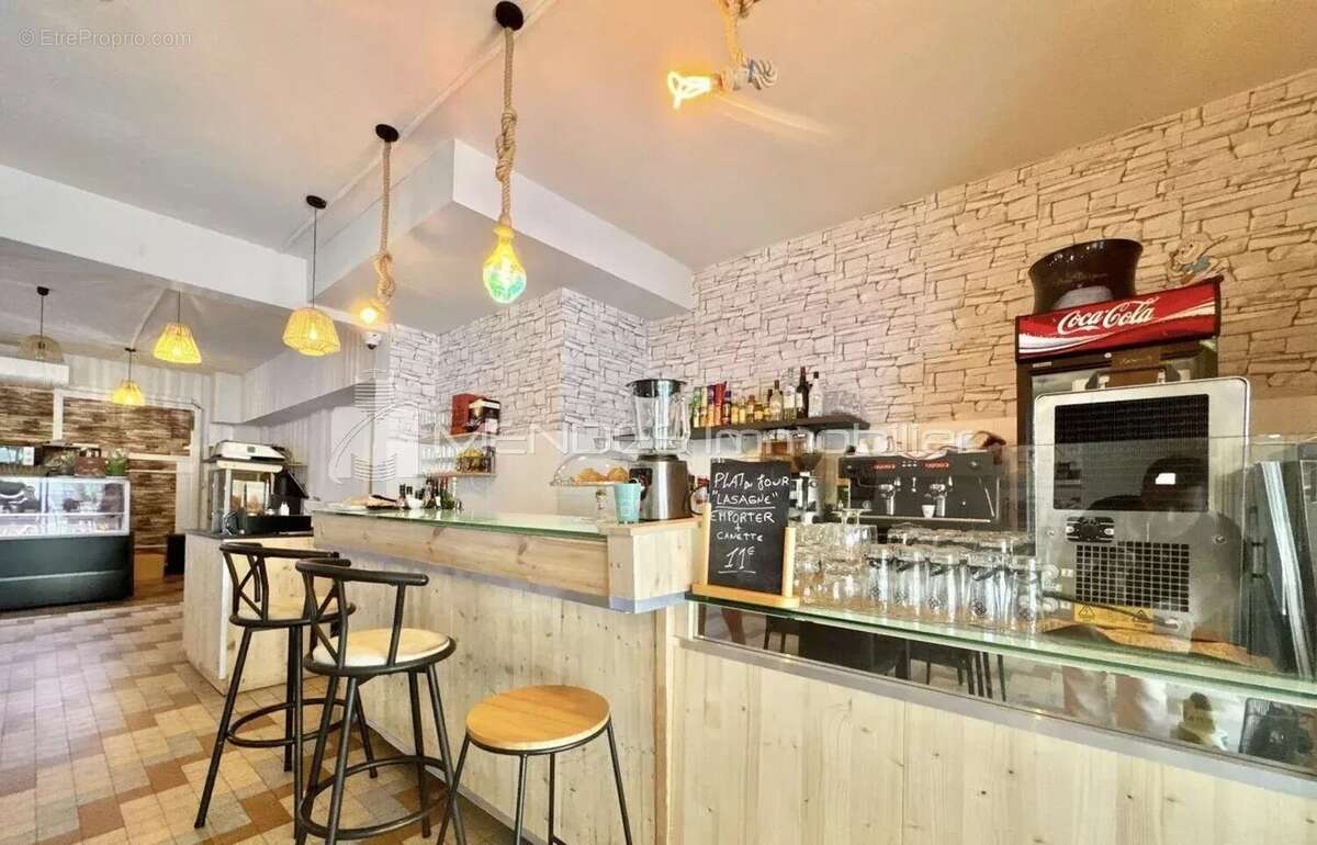 Commerce à ROQUEBRUNE-CAP-MARTIN