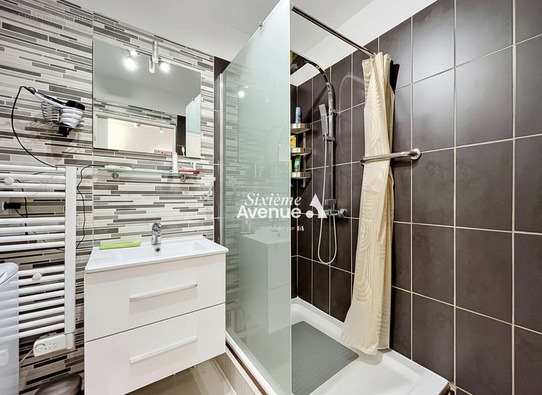 Appartement à MANDELIEU-LA-NAPOULE