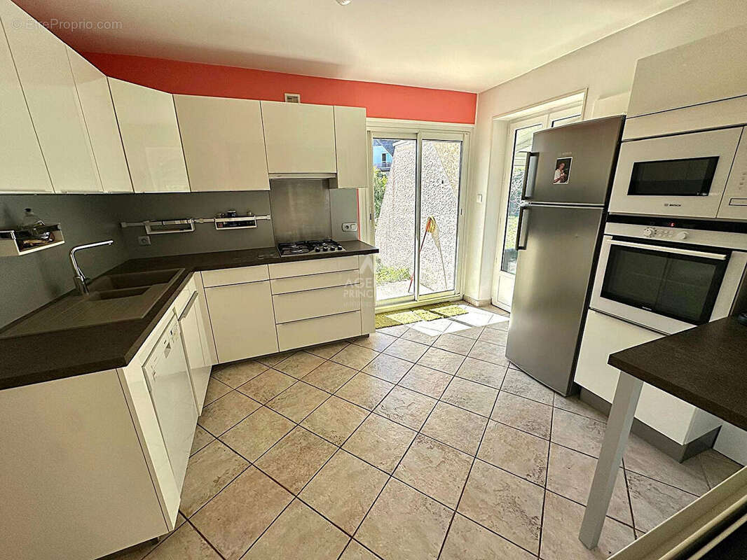 Maison Chapet 7 pièce(s) 138.84 m2 - photo 3