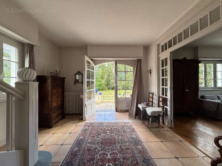 Maison à PRECIGNE