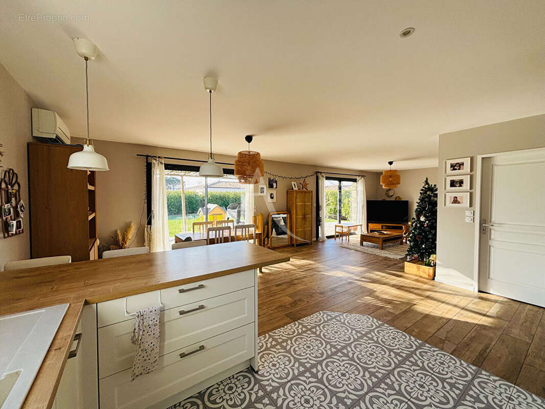 Maison à PENNAUTIER