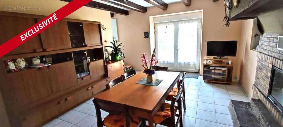 Maison à SAINT-QUENTIN-SUR-LE-HOMME