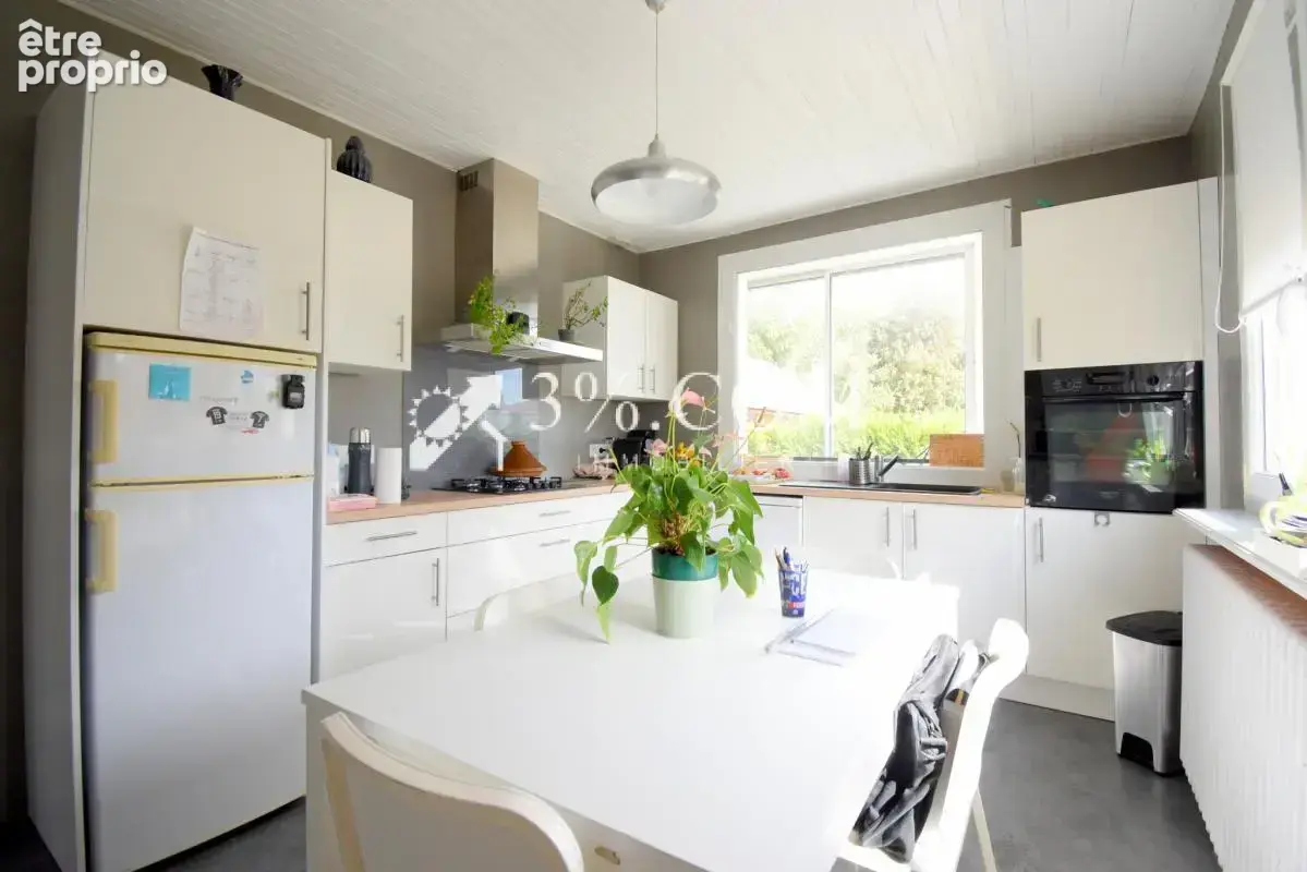 Maison familiale de 160 m2 à Colombey-les-Belles   À seuleme - photo 4
