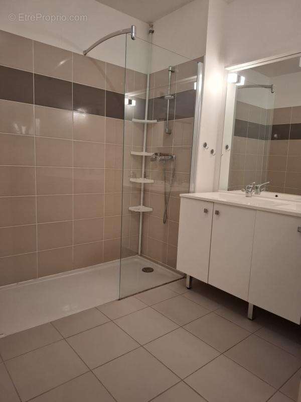 Appartement T4 89 m2 + jardin 130 m2 + 2 parkings -- Saint-Or - photo 4