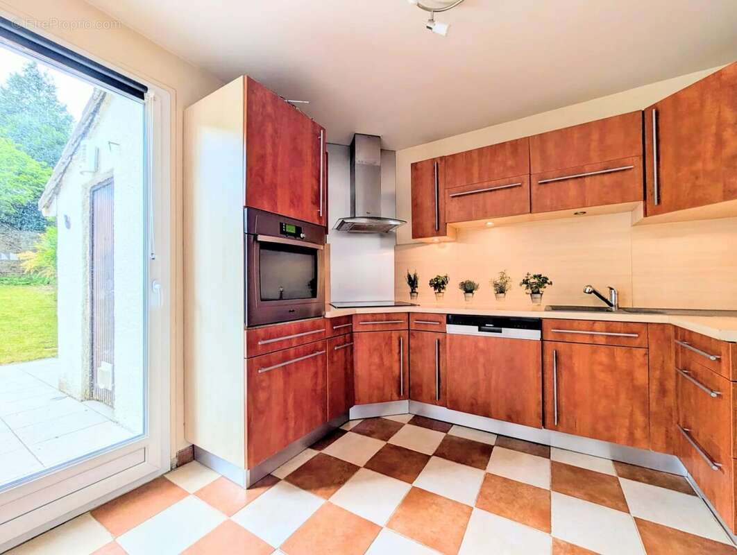 Maison à PLAISIR