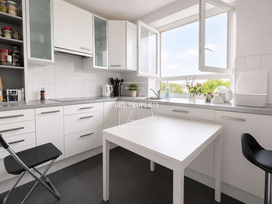 À vendre   Appartement 4 pièces de 108 m2 avec parking en sous-sol et cave - photo 3