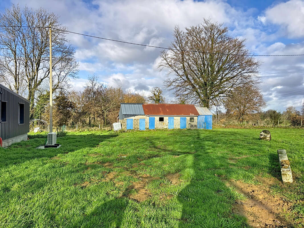 Maison à VILLEDIEU-LES-POELES