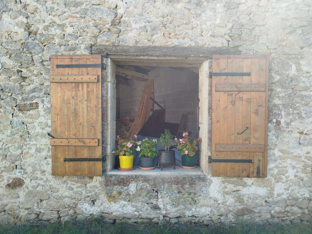 Maison à SOUSSAC