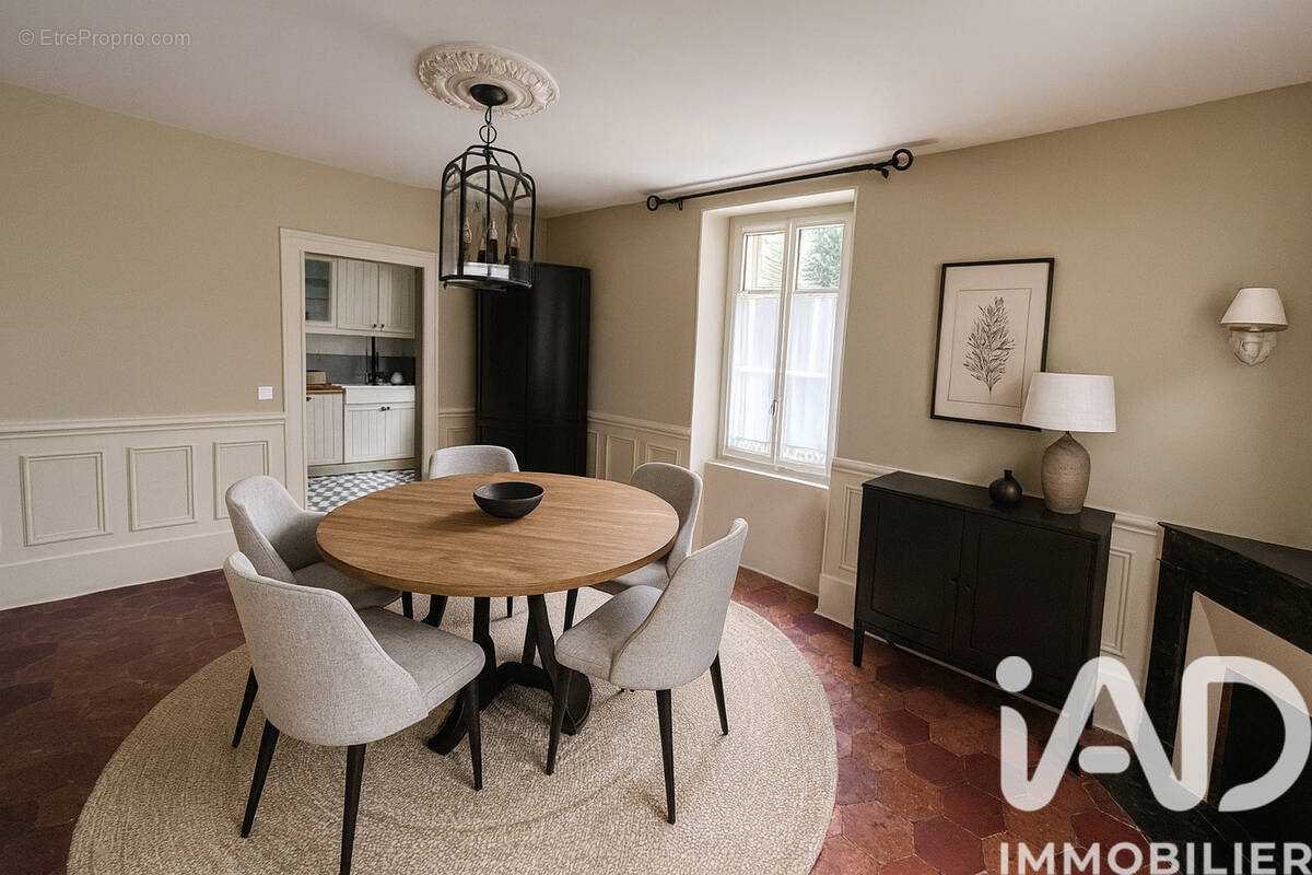 Photo 1 - Maison à MENNECY