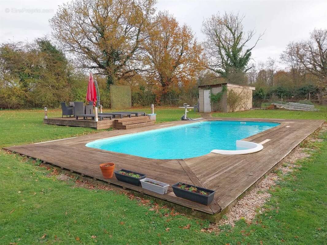 Maison à BRIGUEIL-LE-CHANTRE