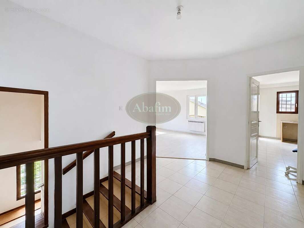Grande maison deux appartements - photo 11