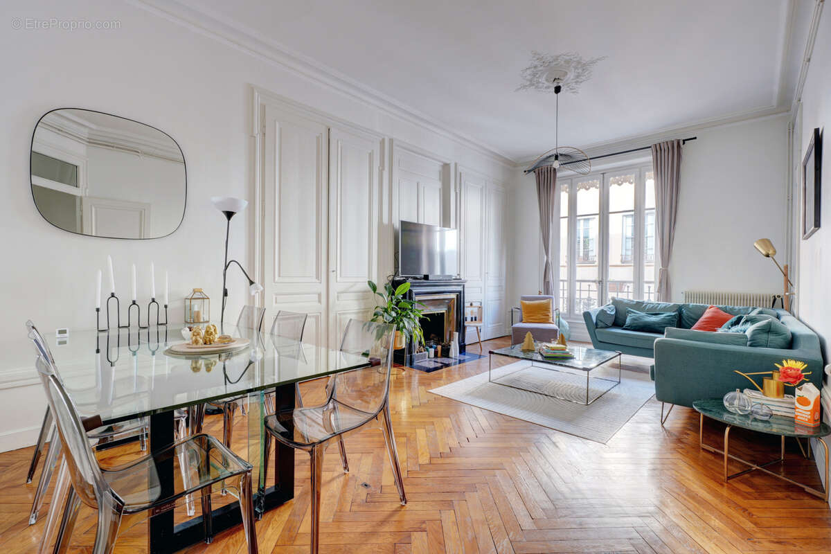 Appartement à LYON-6E