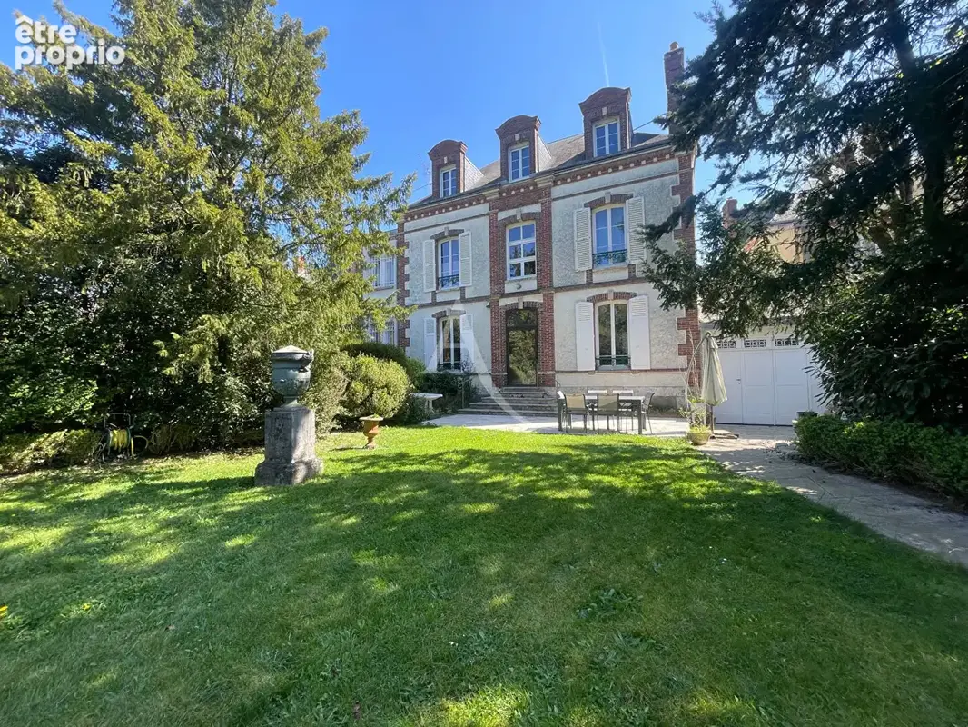 Demeure Bourgeoise - Secteur Prisé Chartres 300m² - photo 17