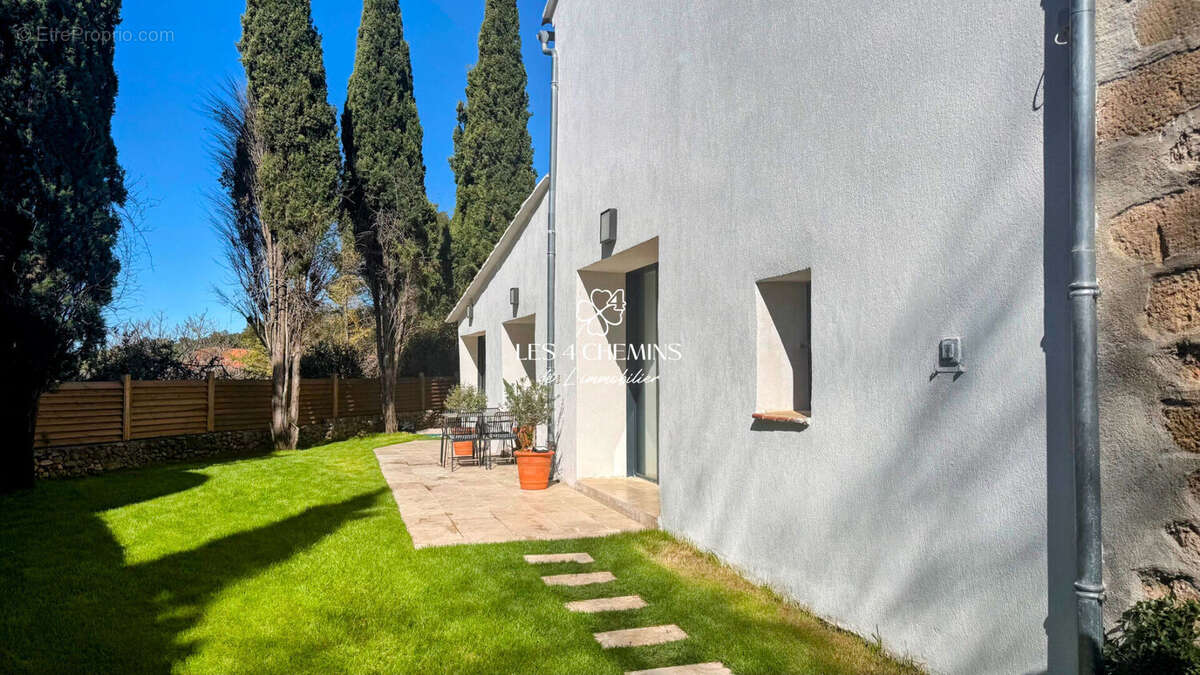Appartement à LE THOLONET