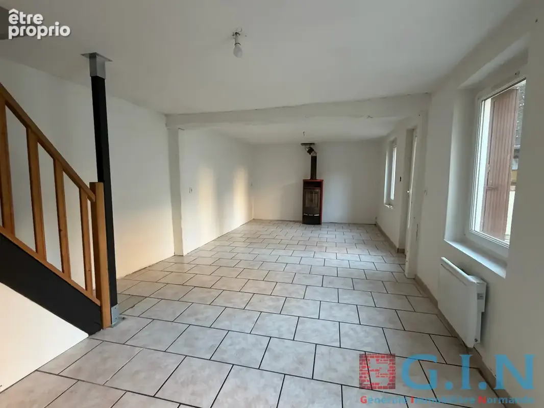 Charmante maison de ville aux multiples possibilités d’aménagement - photo 2