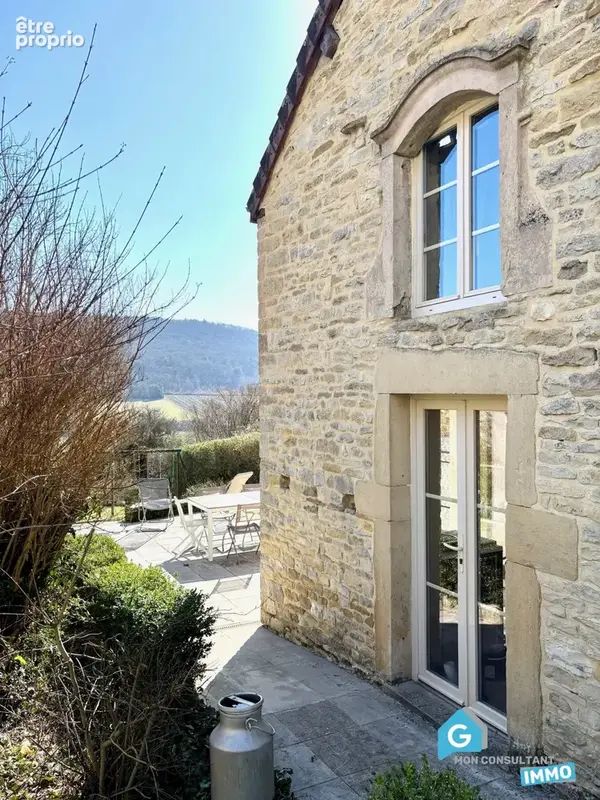 Maison 6 pièces 143 m² à vendre à Nuits-Saint-Georges (21700) - photo 1