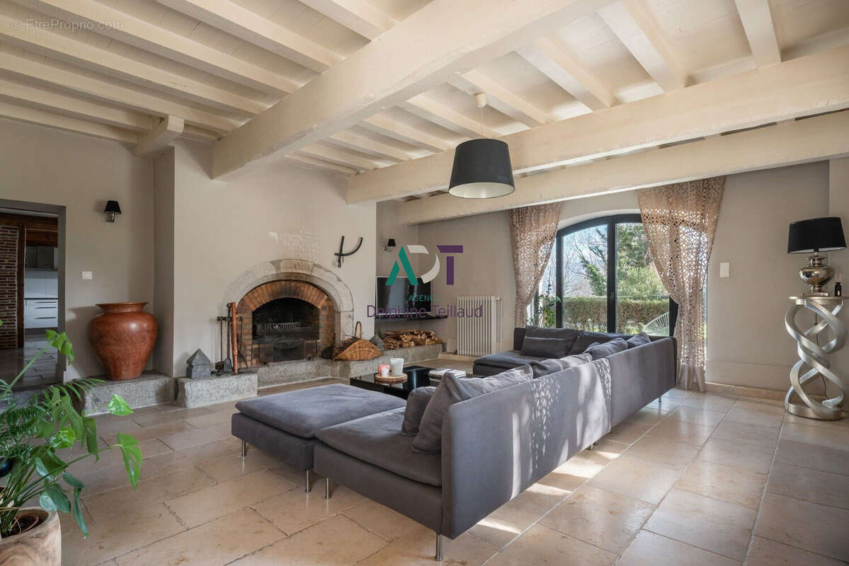 Maison à CLAIX