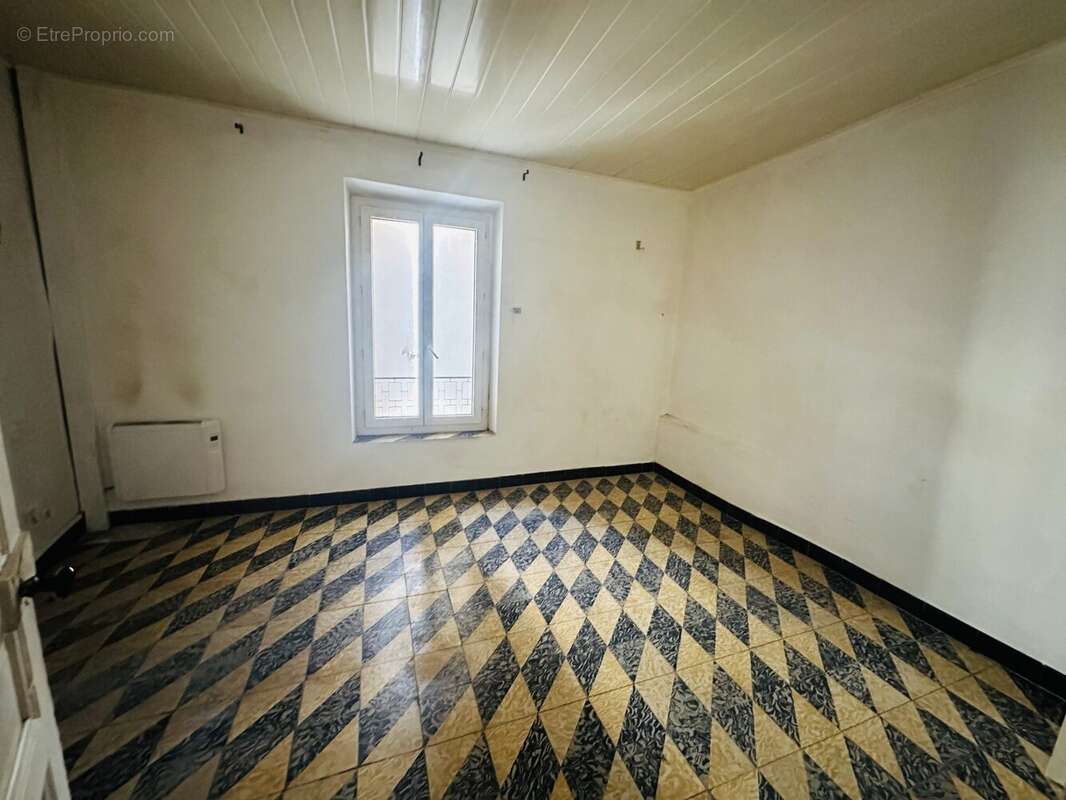 Maison à THEZAN-LES-BEZIERS