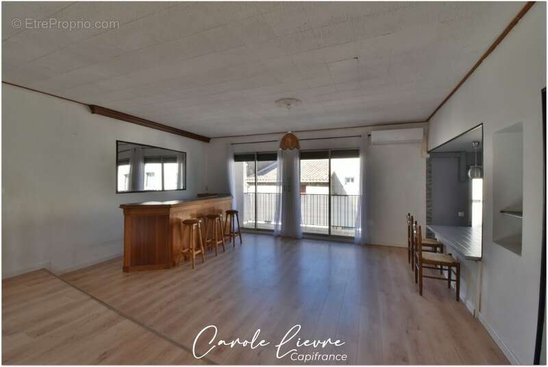 Appartement à LEZIGNAN-LA-CEBE