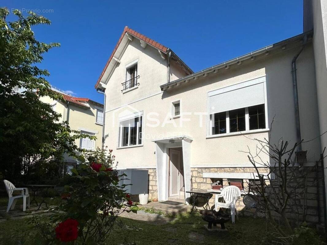 Photo 1 - Maison à RUEIL-MALMAISON