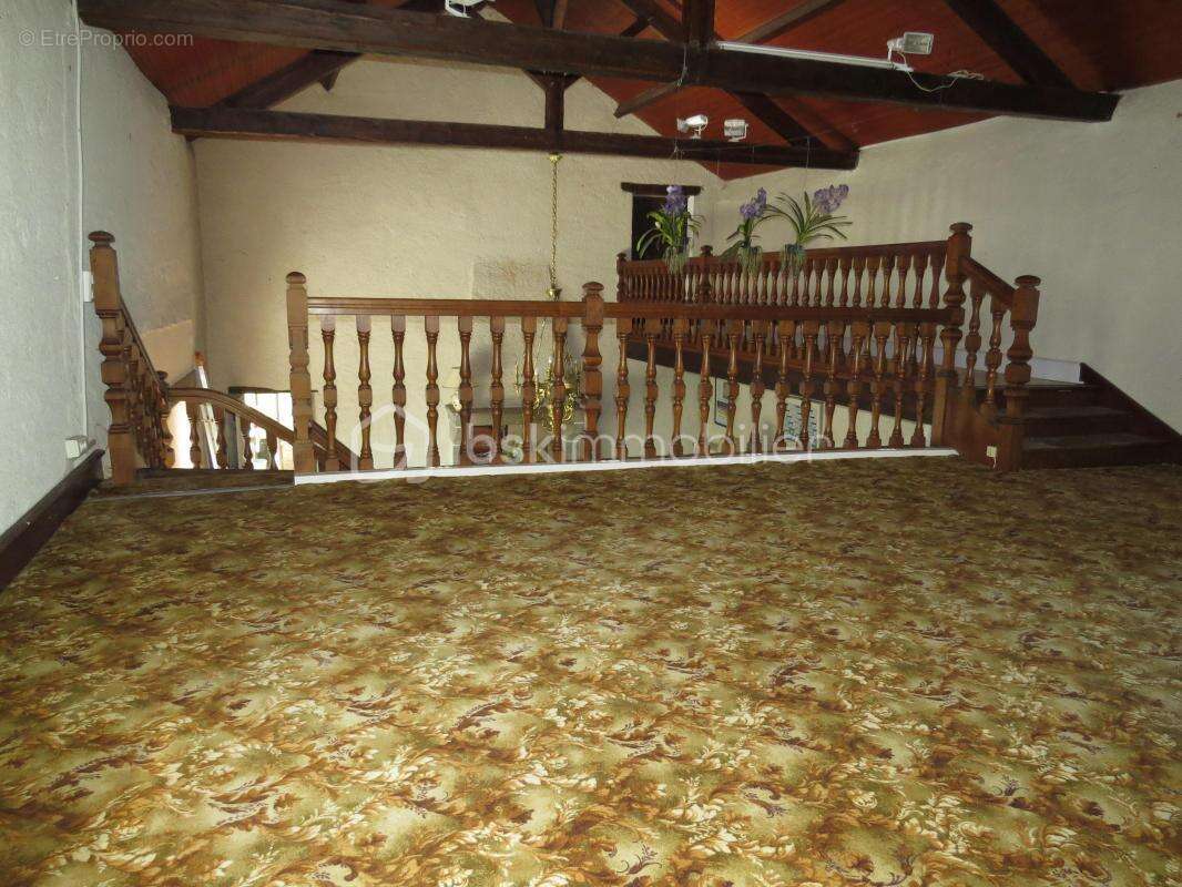 Maison à FAYE-L'ABBESSE