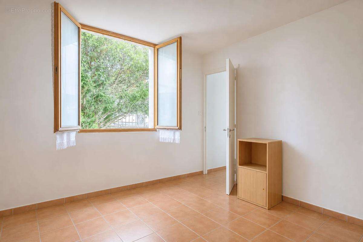 Maison 4 pièces 52,5 m² Saint-Denis - photo 10