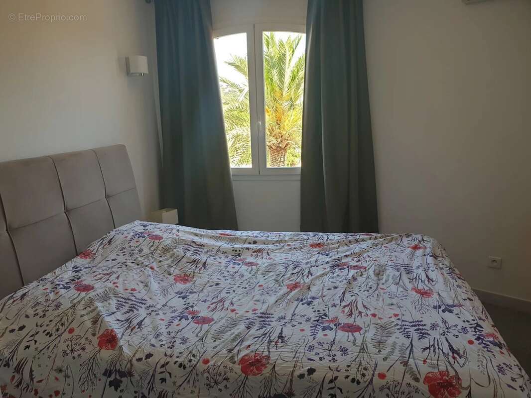 Appartement à COGOLIN