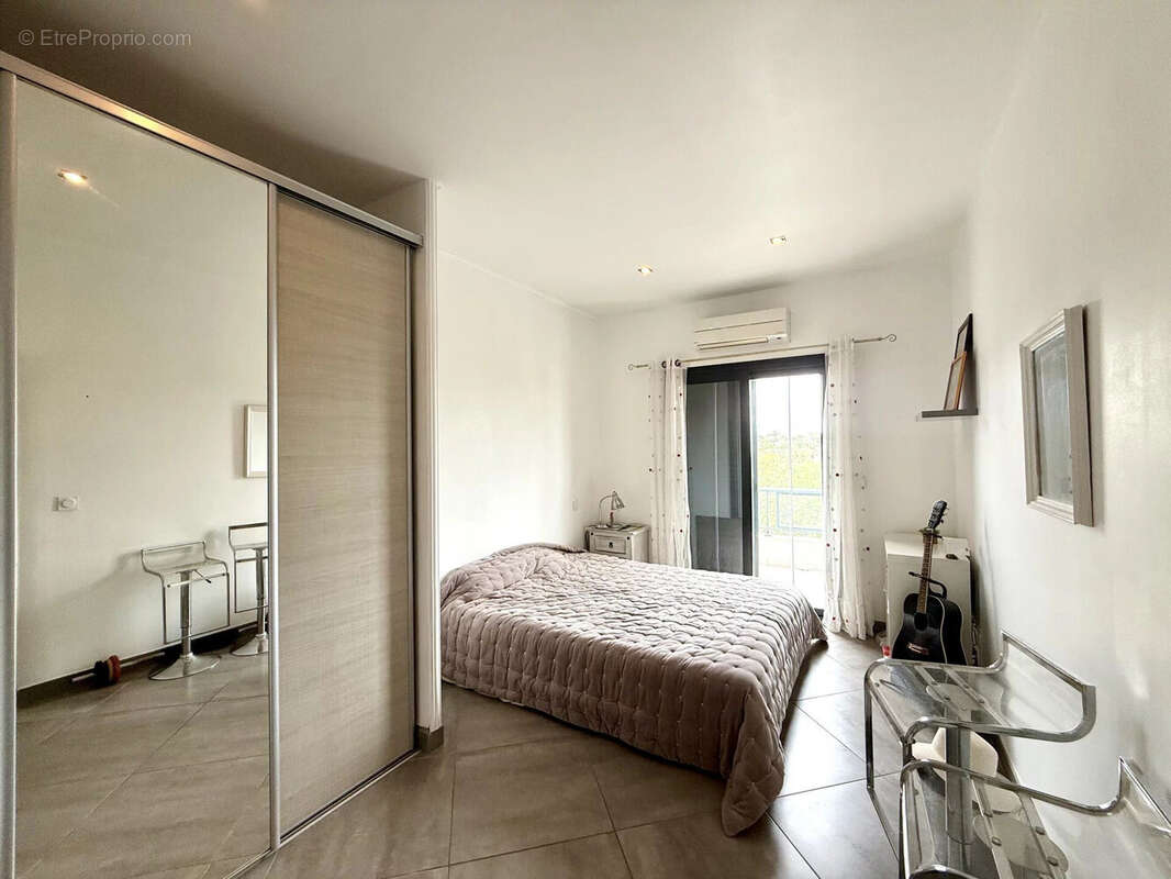 Maison 175 m² à Bastia  - photo 9