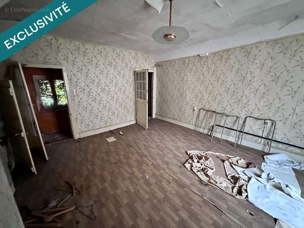 Photo 3 - Maison à AMBIERLE