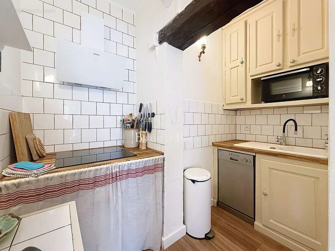 Appartement à vendre à Sainte Maxime face à la mer ! - photo 8