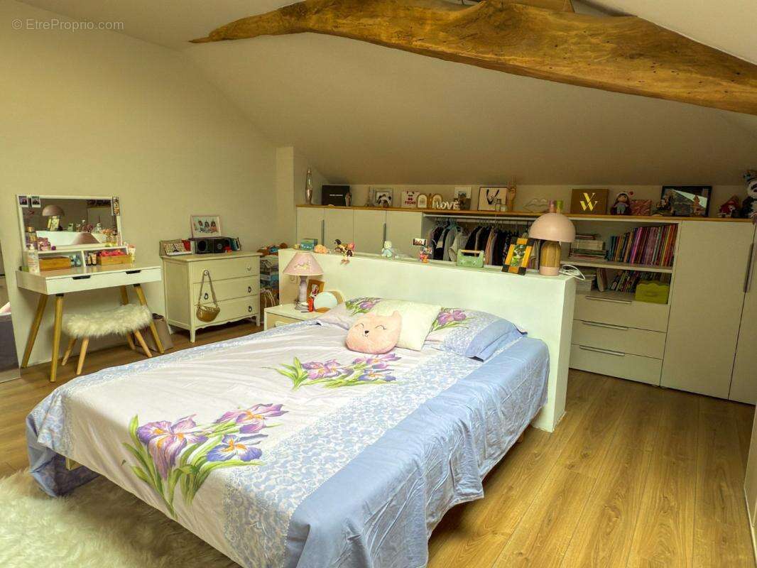 Maison à ENDOUFIELLE