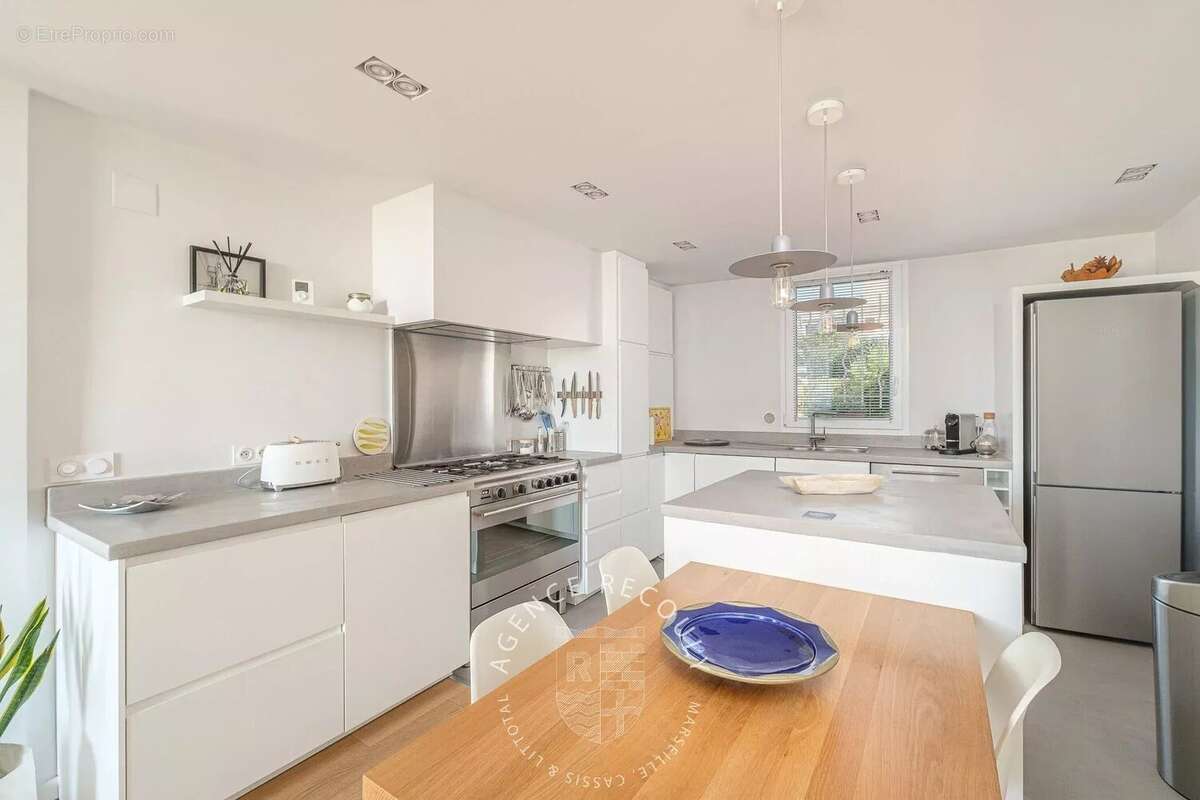 Appartement à MARSEILLE-8E