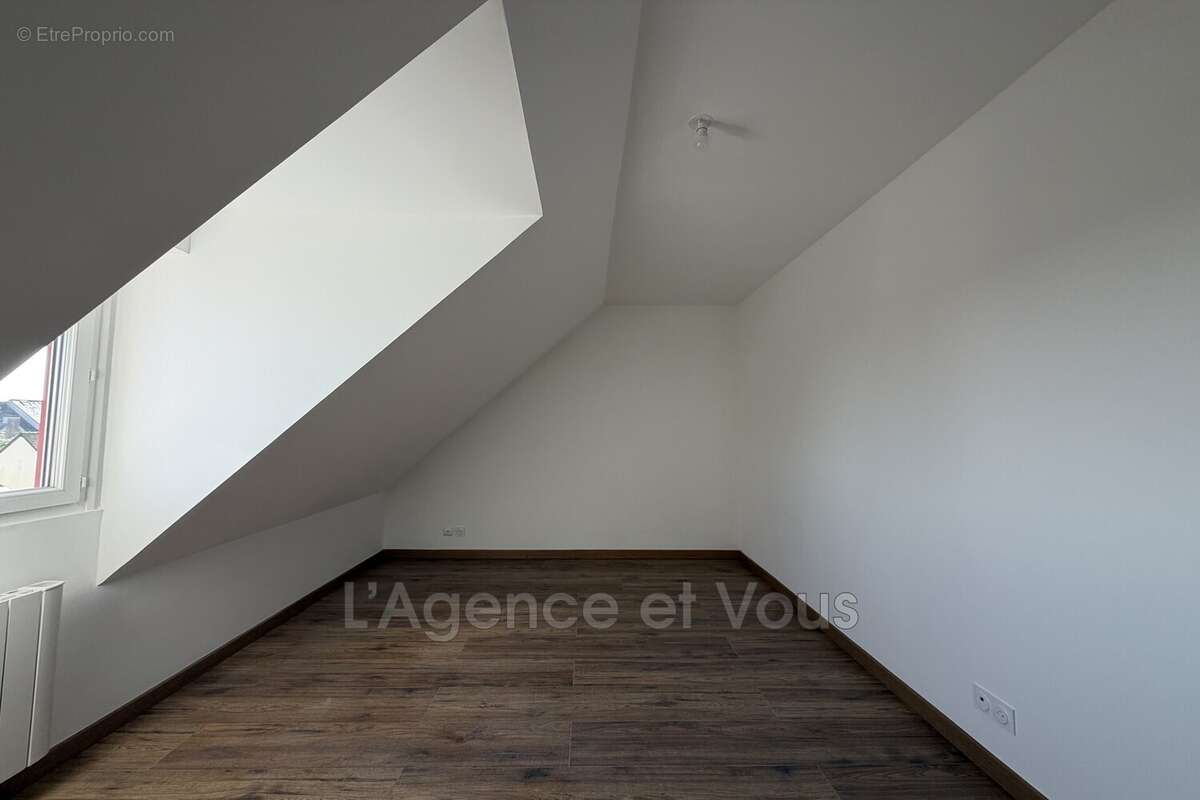Appartement à SAINT-JOUAN-DES-GUERETS