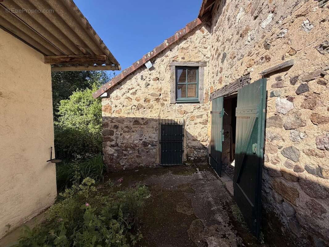 Maison à CHIDDES
