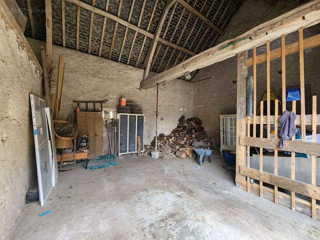 Grange longère avec dépendances et gîtes - photo 13