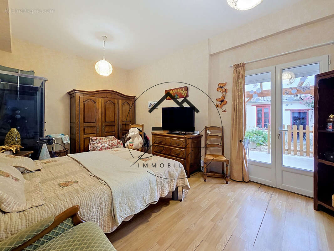 Appartement à MOUY