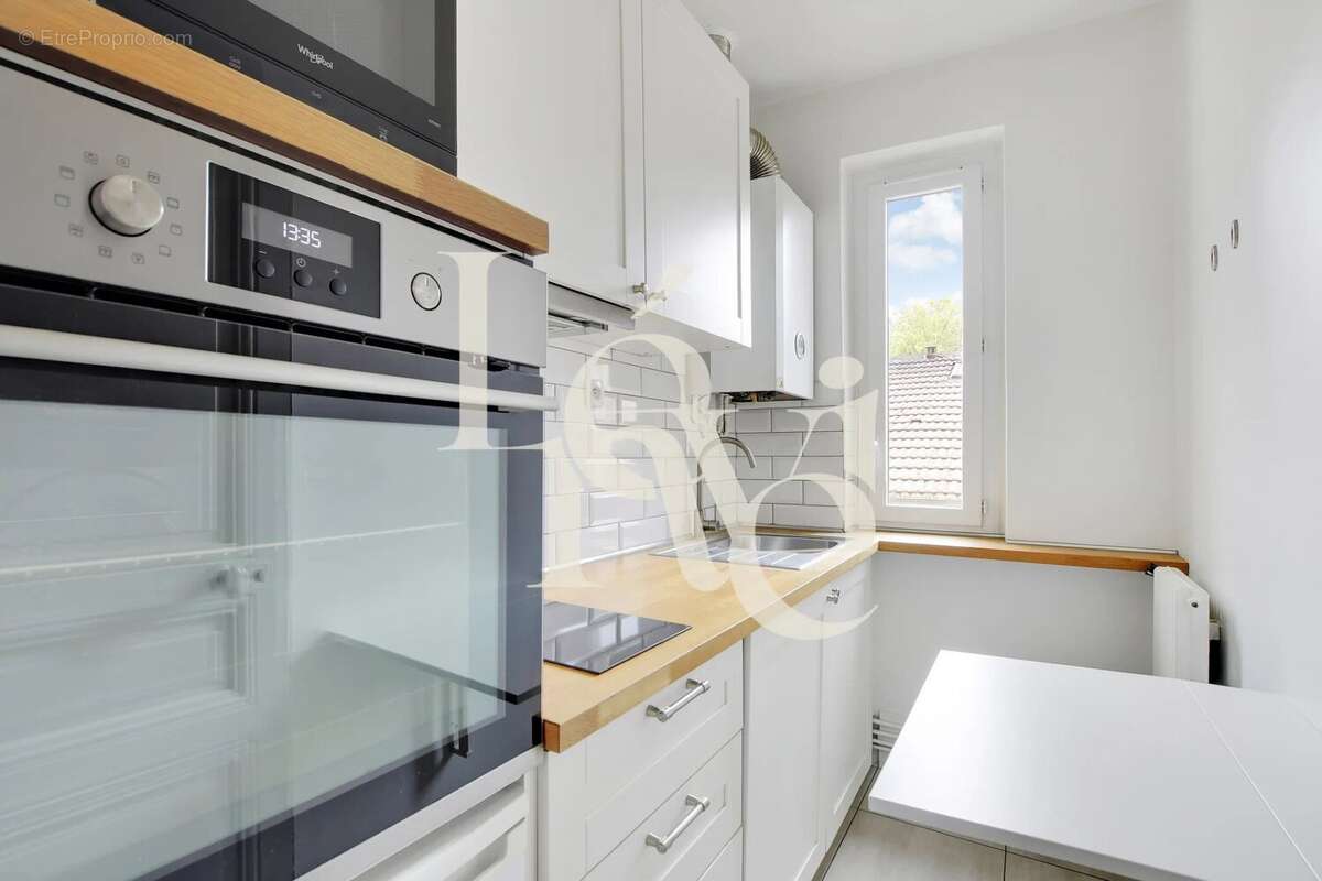 Appartement à IVRY-SUR-SEINE