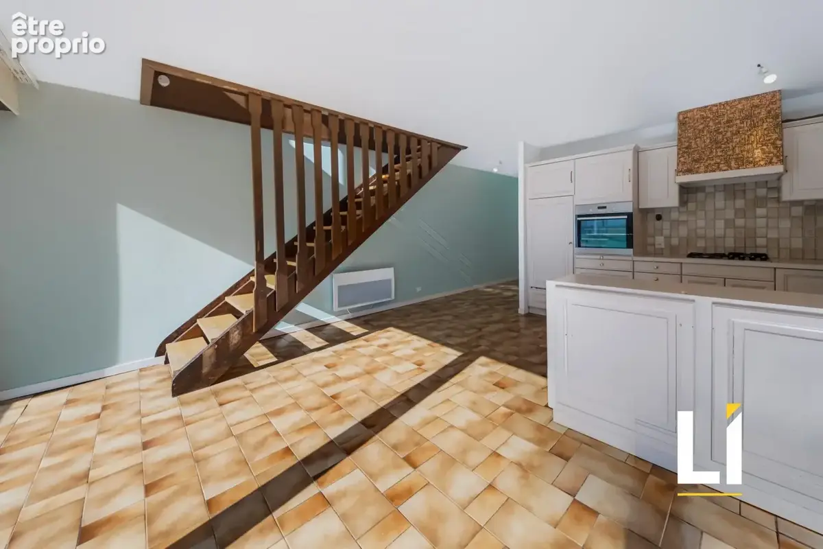 Appartement 108 m² à Maiche  - photo 4