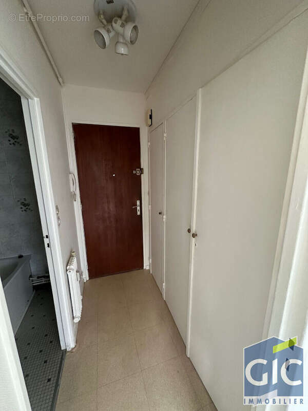 Appartement à HEROUVILLE-SAINT-CLAIR