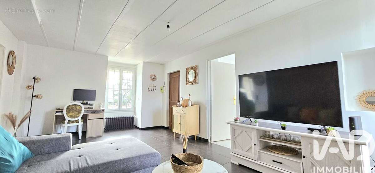 Photo 2 - Appartement à ATTAINVILLE