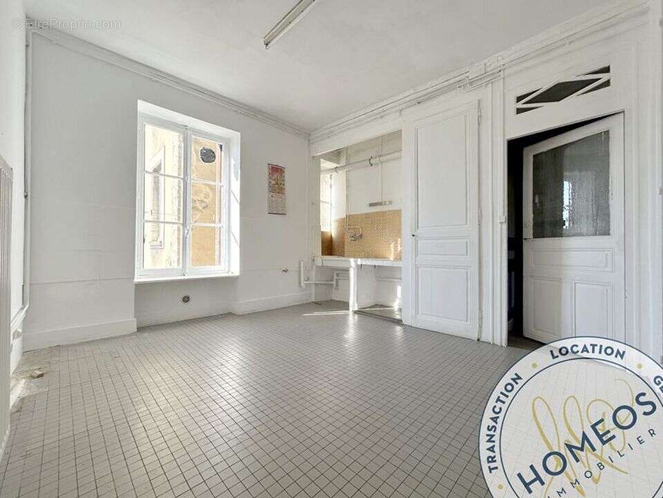 Appartement 194 m² à Bourg-En-Bresse  - photo 510
