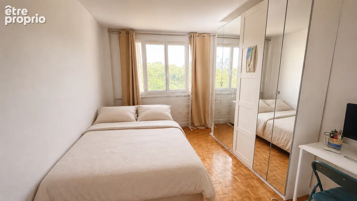 Saint-cloud - appartement familial renove - vue degagee tour eiffel - photo 9