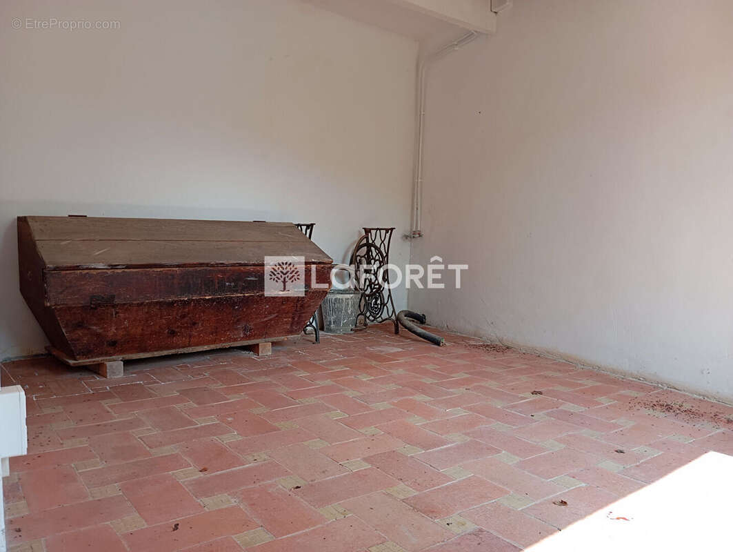 Maison à SERRALONGUE