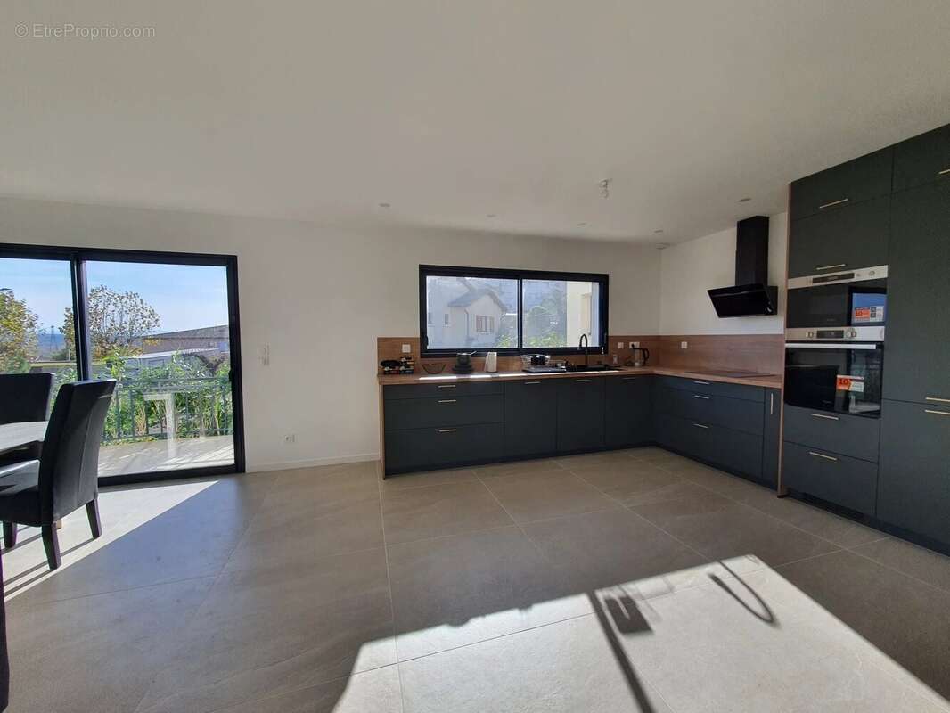 Maison à SAINT-PIERRE-DE-BOEUF