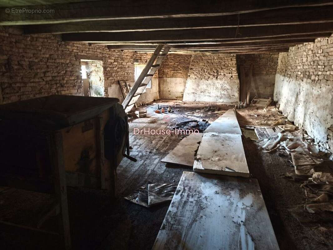 Autre à MELGVEN