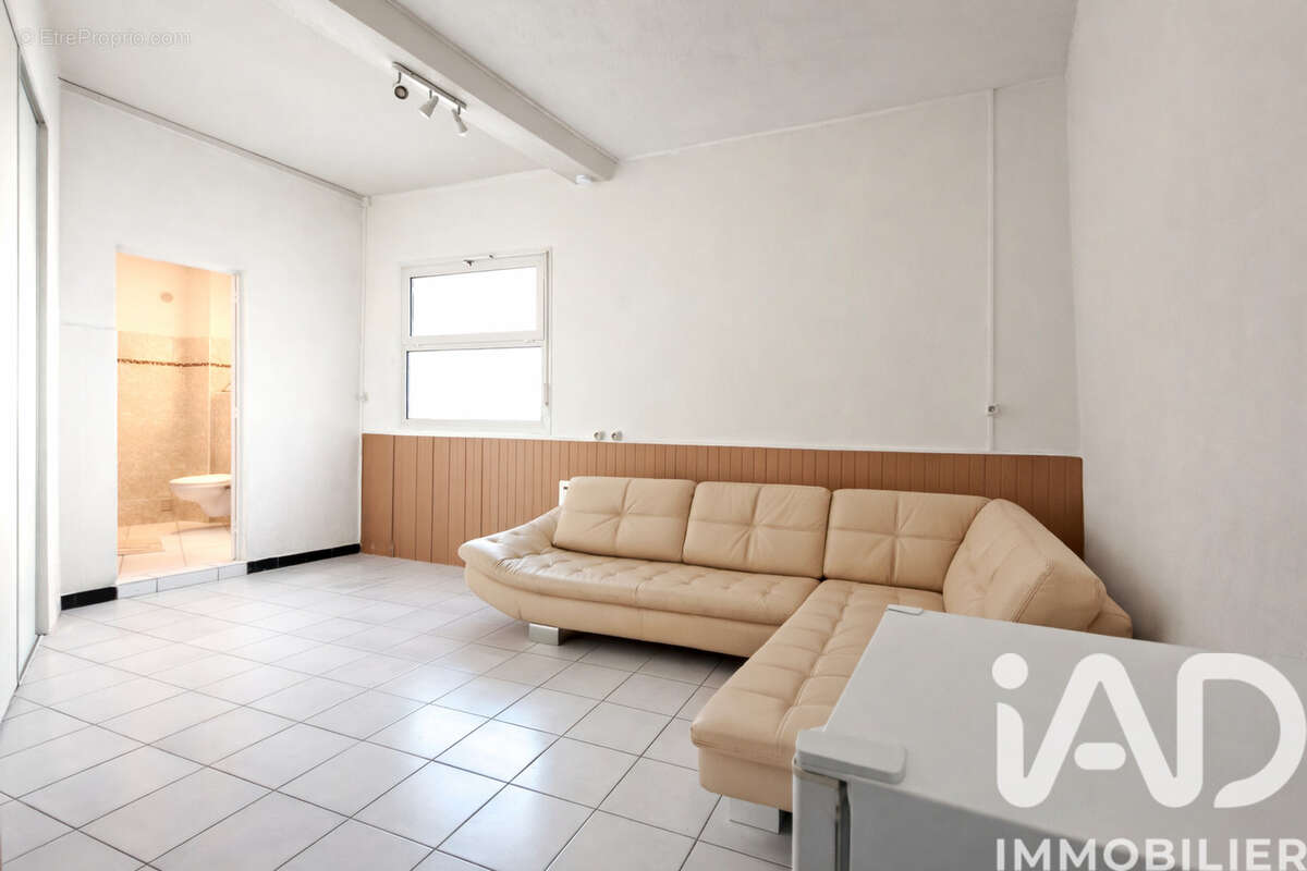 Maison 63 m² à Trouillas  - photo 4