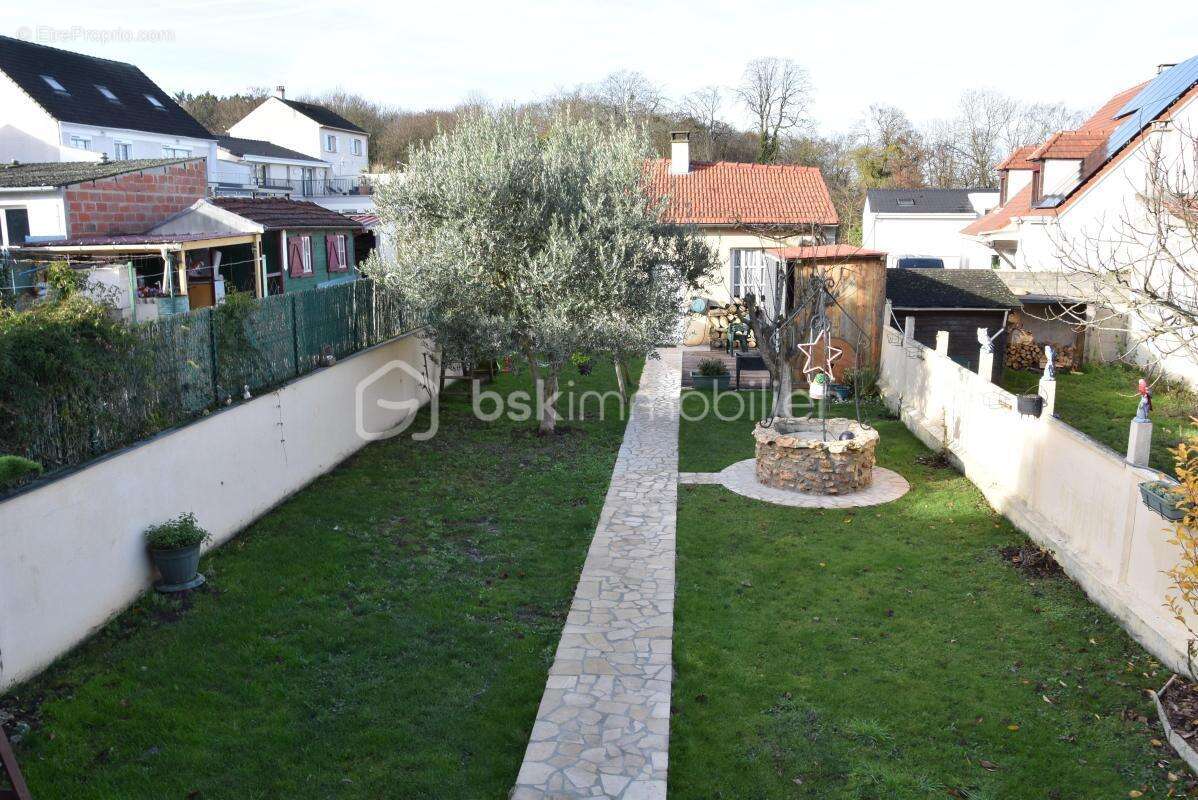 Maison à RIS-ORANGIS